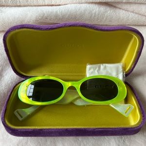 GUCCI Sunglasses GG0517S004 Neon Yel/Grn Pearl Oval